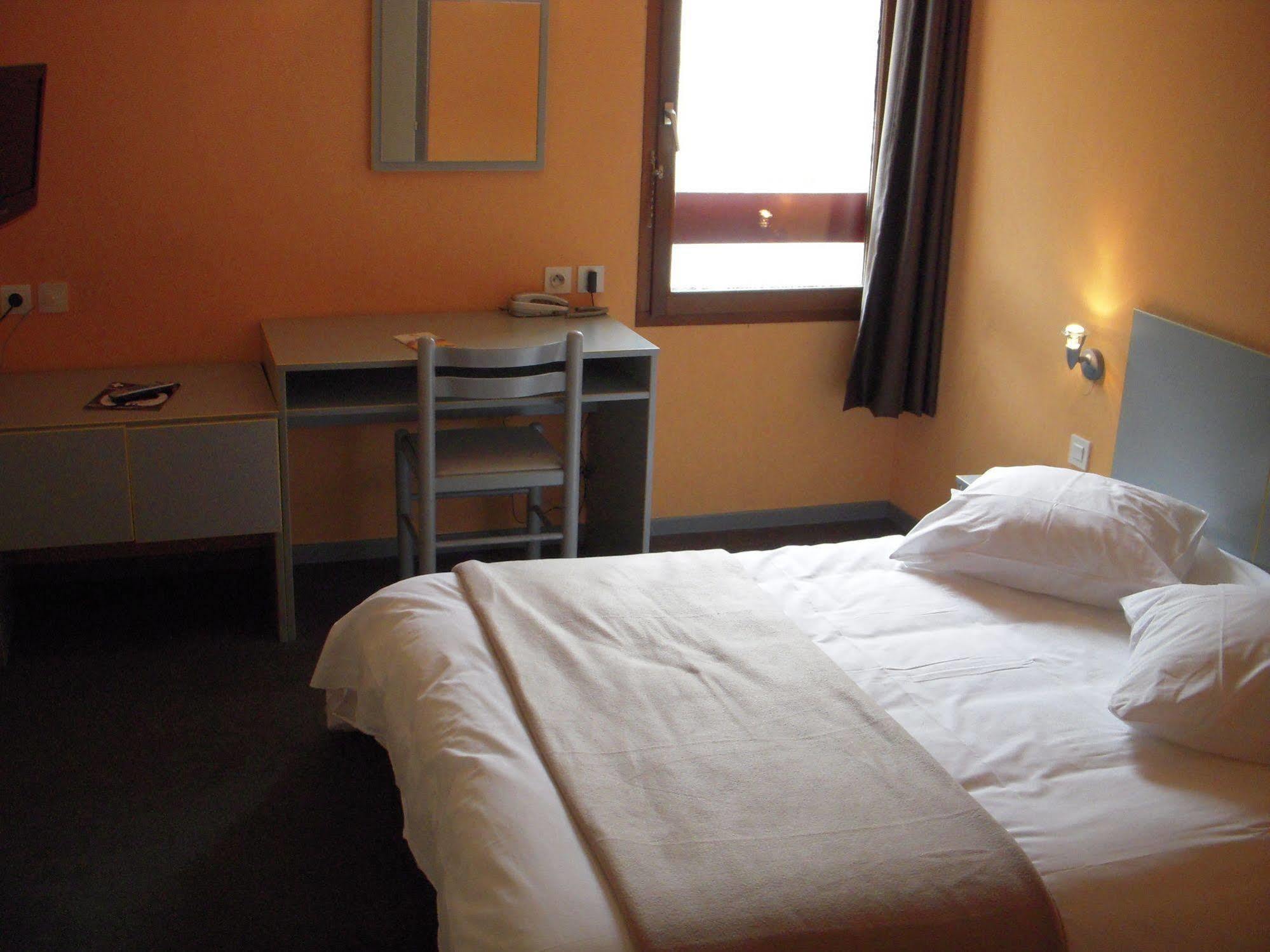 Cit'Hotel Hotel Prime - A709 แซ็ง-ฌ็อง-เดอ-เวดาส ภายนอก รูปภาพ